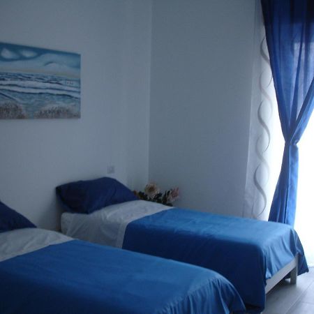 Le Gemelle Apartment Бари Екстериор снимка