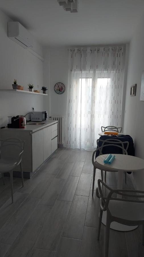 Le Gemelle Apartment Бари Екстериор снимка